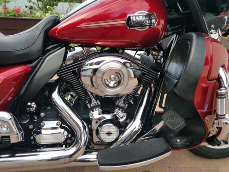 2012 Harley-Davidson Electra Glide, красный, 1340000 рублей, вид 5