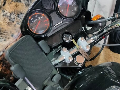 2022 Bajaj Boxer BM 150X, красный, 155000 рублей, вид 3