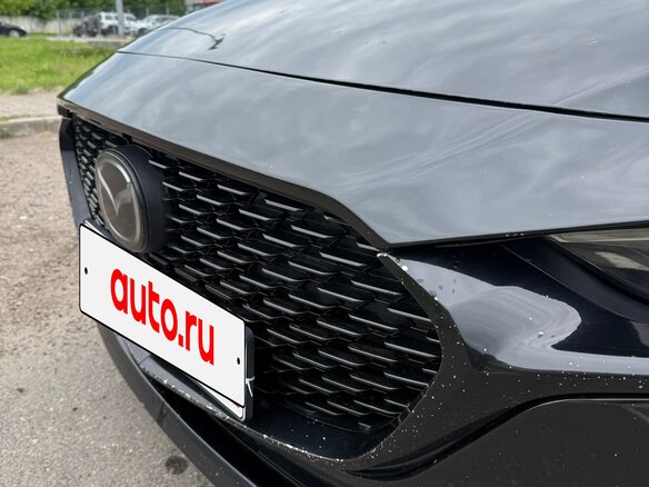 2019 Mazda 3 IV (BP), чёрный, 1790000 рублей - вид 16