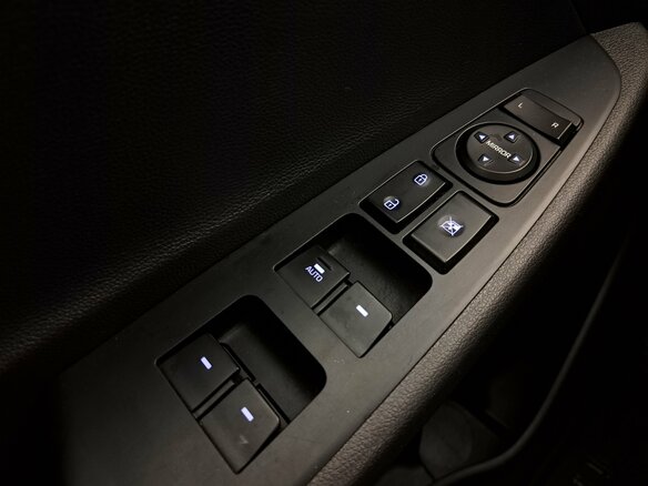2019 Hyundai Tucson III Рестайлинг, белый, 2430000 рублей - вид 10