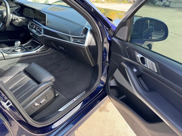 2019 BMW X7 40i I (G07), синий, 6500000 рублей - вид 15