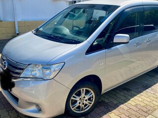 2012 Nissan Serena IV (C26), серебристый, 1240000 рублей, вид 1