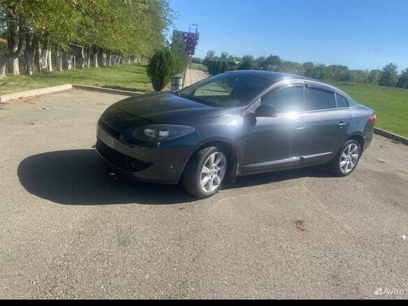 2010 Renault Fluence I, серый, 730000 рублей - вид 4