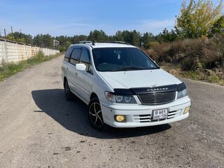 2001 Nissan Presage I, белый, 420000 рублей, вид 2