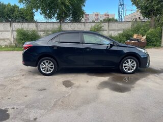 2013 Toyota Corolla XI (E160, E170, E180), серый, 1160000 рублей, вид 3