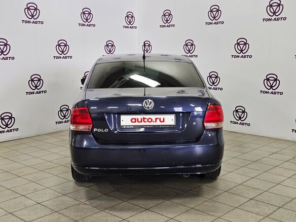 2013 Volkswagen Polo V, синий, 575000 рублей - вид 5
