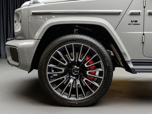 2026 Mercedes-Benz G-Класс AMG 63 AMG II (W465) Рестайлинг, серый - вид 13