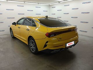 2021 Kia K5 III, чёрный, 1670100 рублей, вид 4