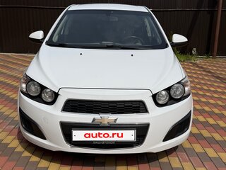 2014 Chevrolet Aveo II, белый, 630000 рублей, вид 4