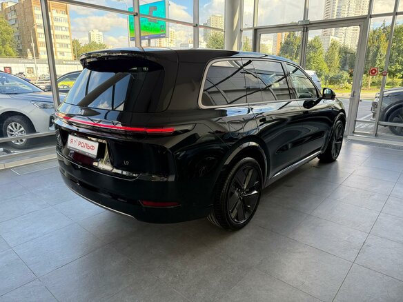 2025 Li Auto (Lixiang) L9 52.3 kWh I Рестайлинг, чёрный, 11600000 рублей - вид 5