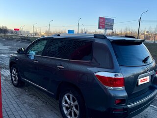 2011 Toyota Highlander II (XU40) Рестайлинг, серый, 1900000 рублей, вид 4