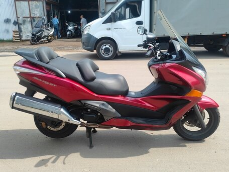 2010 Honda Silver Wing 400, красный, 319000 рублей, вид 4