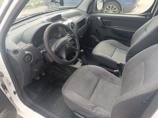 2006 Citroen Berlingo I Рестайлинг, белый, 450000 рублей, вид 5