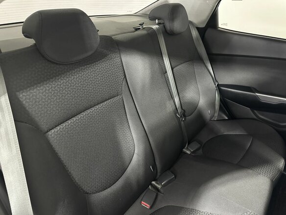 2015 Kia Rio 6-speed III, чёрный - вид 14