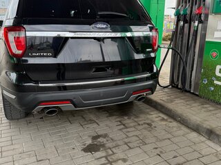 2018 Ford Explorer V Рестайлинг 2, чёрный, 1555000 рублей, вид 5