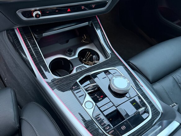 2023 BMW X7 40d I (G07) Рестайлинг, чёрный, 14000000 рублей - вид 15