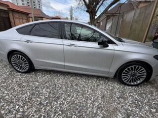 2016 Ford Fusion (North America) II Рестайлинг, серебристый, 1050000 рублей, вид 1
