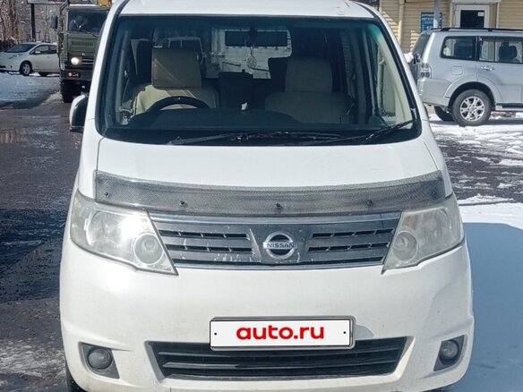 2008 Nissan Serena III (C25), белый, 990000 рублей - вид 2