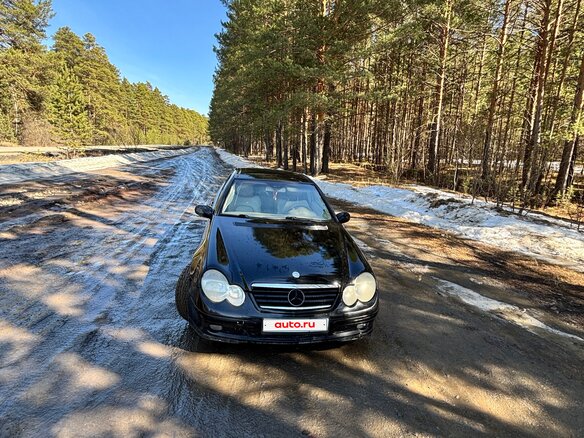 2002 Mercedes-Benz C-Класс 230 II (W203), чёрный, 650000 рублей - вид 3