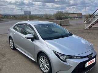 2020 Toyota Corolla XII (E210), серебристый, 1700000 рублей, вид 2