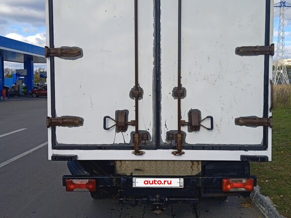 2010 Iveco Daily, белый, 1250000 рублей - вид 2