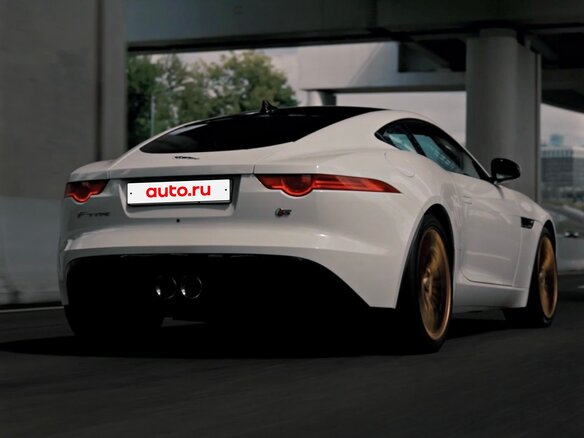 2017 Jaguar F-Type S I, белый - вид 2