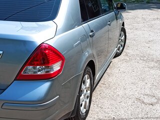 2013 Nissan Tiida I Рестайлинг, серый, 699000 рублей, вид 5