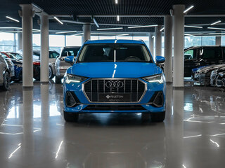 2019 Audi Q3 35 TFSI II (F3), голубой, 3070000 рублей, вид 3