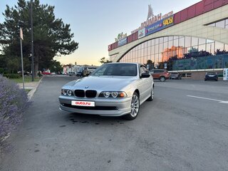 2002 BMW 5 серии 520i IV (E39) Рестайлинг, серебристый, 850000 рублей, вид 3