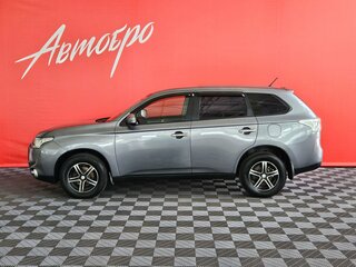 2013 Mitsubishi Outlander III, серый, 1370000 рублей, вид 2