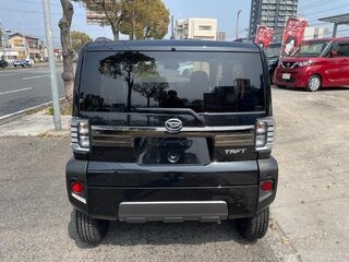 2023 Daihatsu Taft II, чёрный, 930555 рублей, вид 4