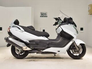 2013 Suzuki Burgman (SkyWave) 650, белый, 455000 рублей, вид 2