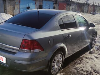 2011 Opel Astra H Рестайлинг, серебристый, 625000 рублей, вид 3