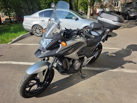 2013 Honda NC 700X, серебристый, 580000 рублей, вид 4