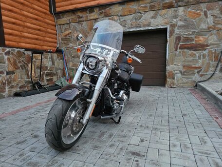 2021 Harley-Davidson Fat Boy, чёрный, 2500000 рублей, вид 5