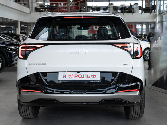 2026 Kia Sportage V Рестайлинг, белый, 5370000 рублей - вид 5