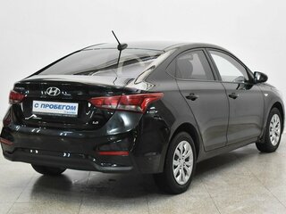 2019 Hyundai Solaris II, чёрный, 1410000 рублей, вид 4