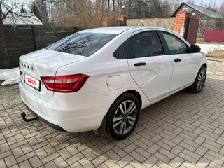 2017 Lada (ВАЗ) Vesta I, белый, 689000 рублей, вид 4