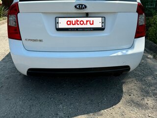 2007 Kia Carens II (UN), белый, 630000 рублей, вид 4
