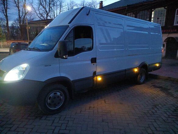2011 Iveco Daily, белый, 1300000 рублей - вид 3