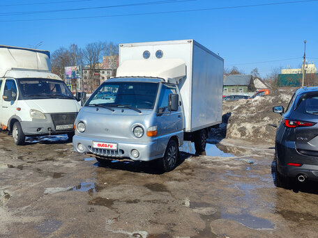 2011 Hyundai Porter, серебристый, 730000 рублей, вид 1
