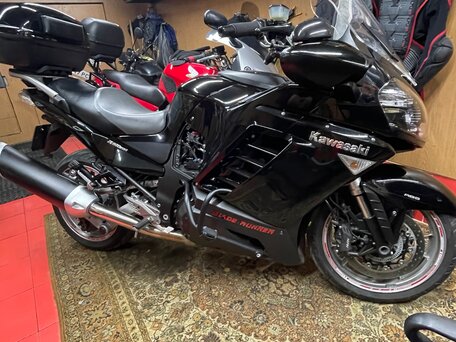 2007 Kawasaki GTR 1400 (Concours 14), чёрный, 700000 рублей, вид 2