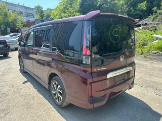 2020 Honda Stepwgn Spada V Рестайлинг, пурпурный, 2525000 рублей, вид 4