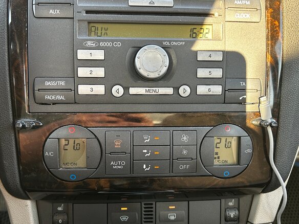 2006 Ford Focus II, серебристый, 420000 рублей - вид 17