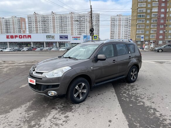 2011 Citroen C-Crosser, коричневый, 1000000 рублей