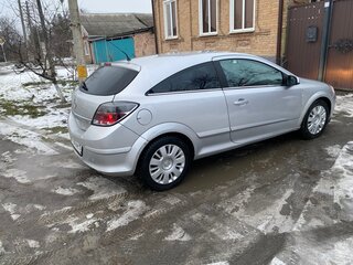 2007 Opel Astra GTC H Рестайлинг, серебристый, 410000 рублей, вид 3
