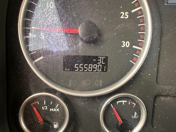 2010 MAN TGX, синий, 1900000 рублей - вид 2