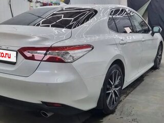 2022 Toyota Camry VIII (XV70) Рестайлинг, белый, 3480000 рублей, вид 4