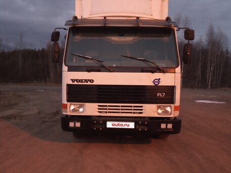 1993 Volvo FL, белый, 1300000 рублей, вид 1