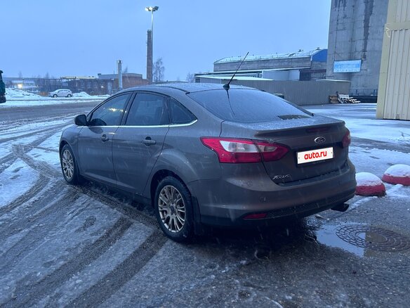 2013 Ford Focus III, коричневый, 930000 рублей - вид 7